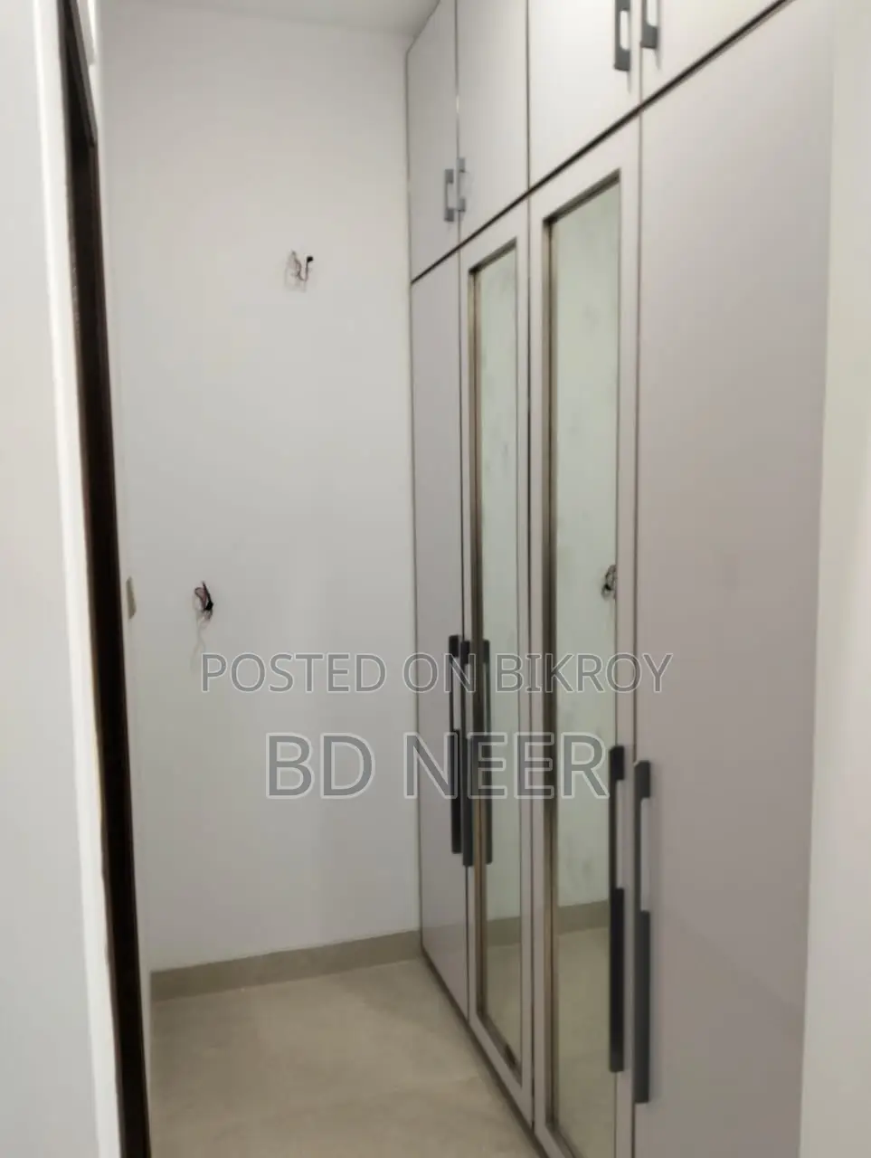 brand new fully furnish 3 Bed room apt rent in Gulshan 2