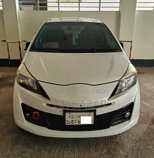 Toyota Vitz GS VERSION 1.5L 2012
