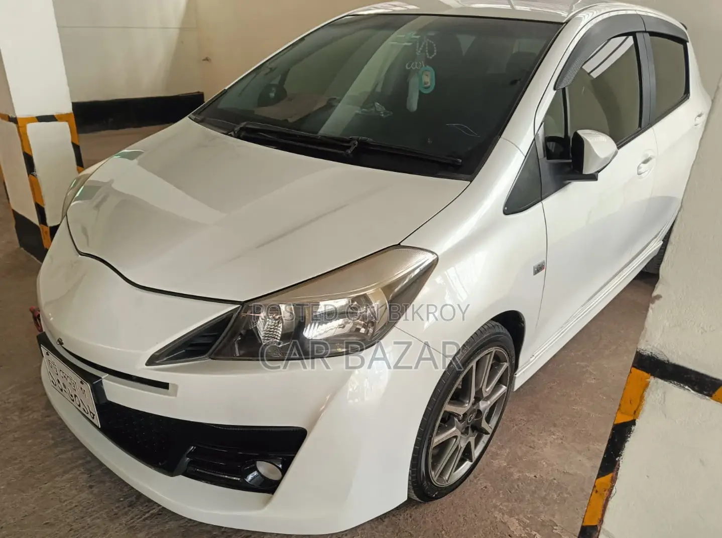 Toyota Vitz GS VERSION 1.5L 2012