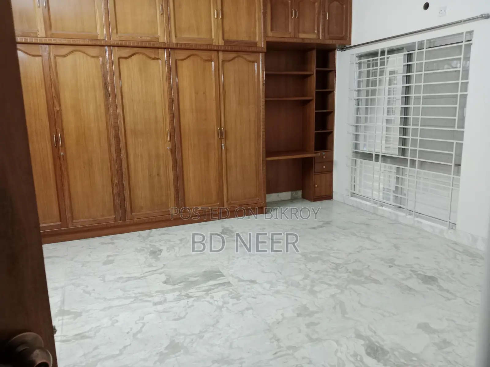 Very well semi furnish 3 Bed room apt rent in Gulshan