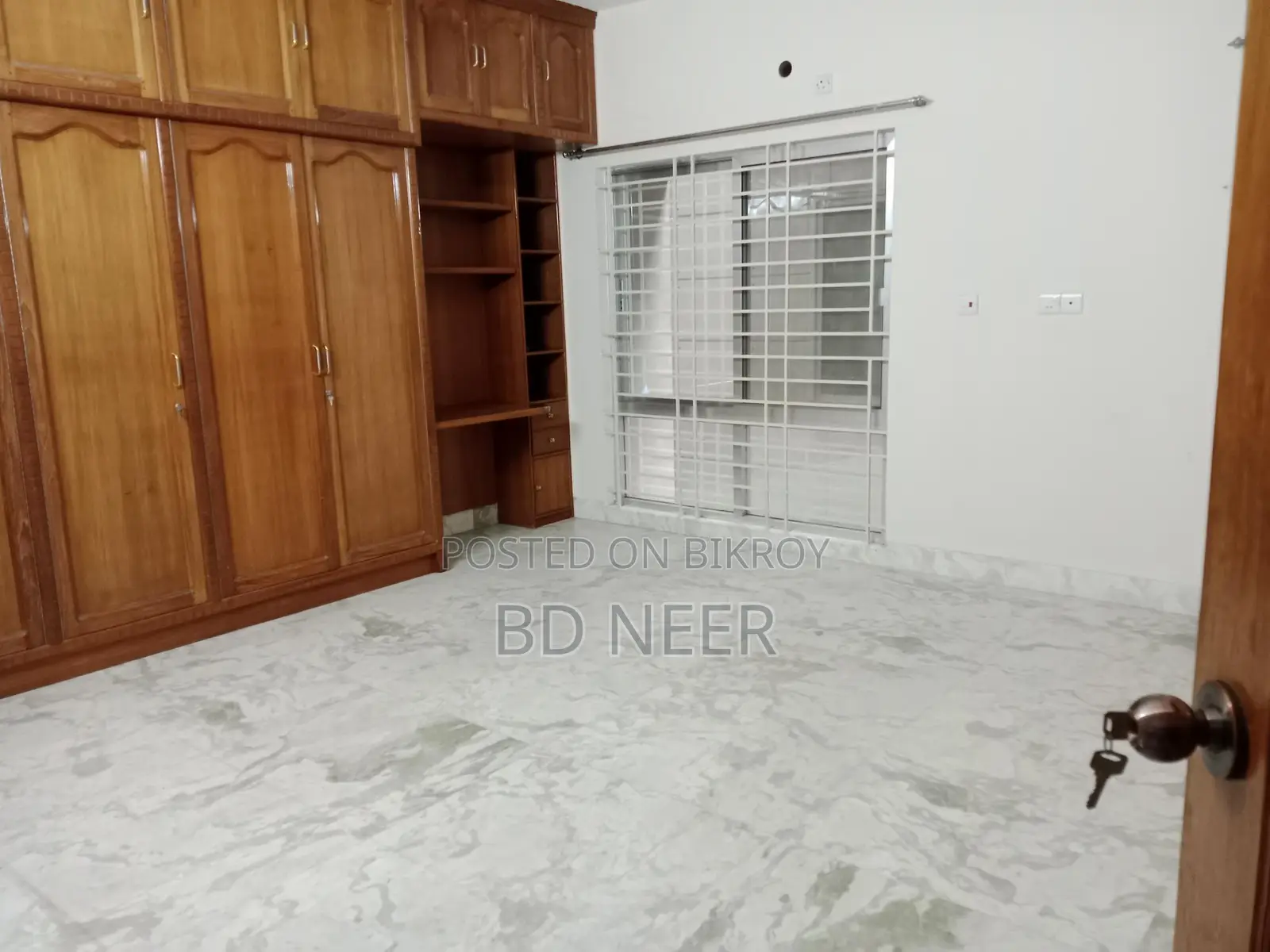 Very well semi furnish 3 Bed room apt rent in Gulshan