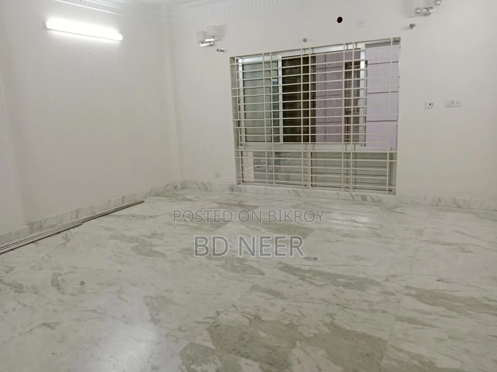 Very well semi furnish 3 Bed room apt rent in Gulshan