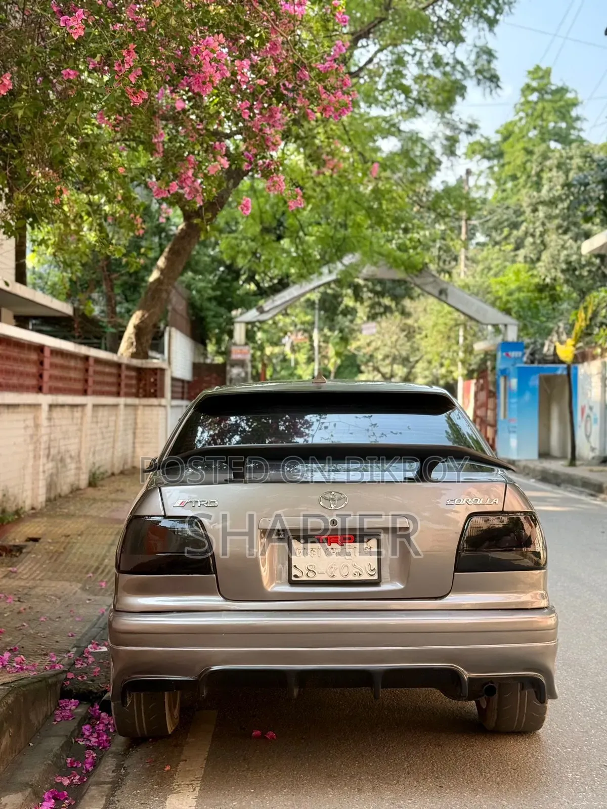 Toyota Corolla Sedan 1997 Silver