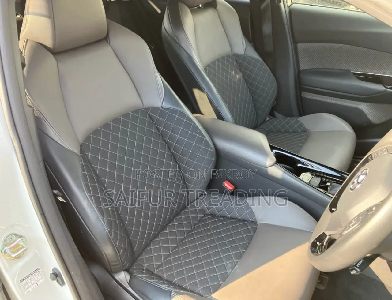 Toyota C-HR Pearl 2020