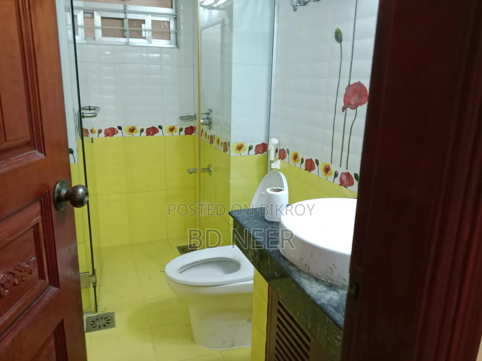 very good looking fully furnish 4 Bed room apt available in Gulshan 2