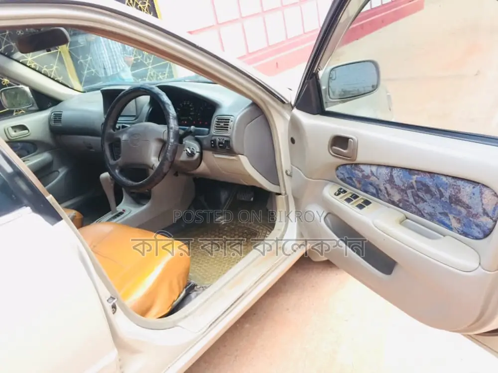 Toyota Corolla 111 2000