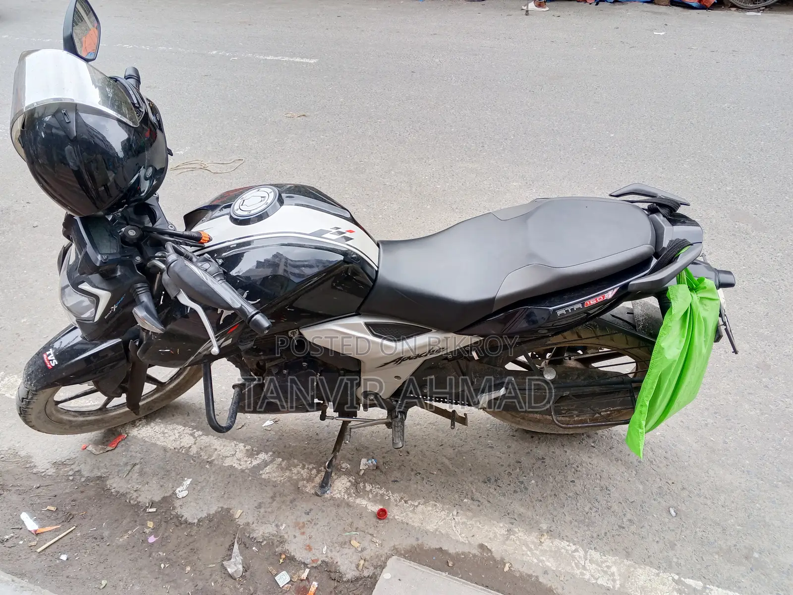TVS Apache RTR 160 4V 2022 Black