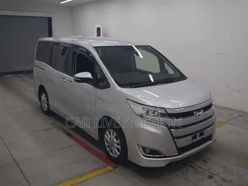 Toyota Noah Hybrid G pre order 2021