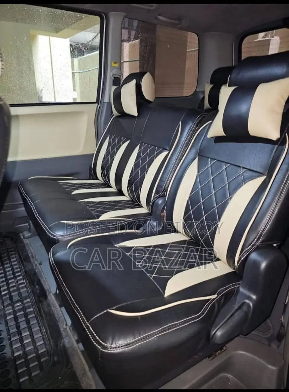 Toyota Noah 2005 Silver