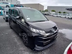Toyota Noah SZ Package 2023