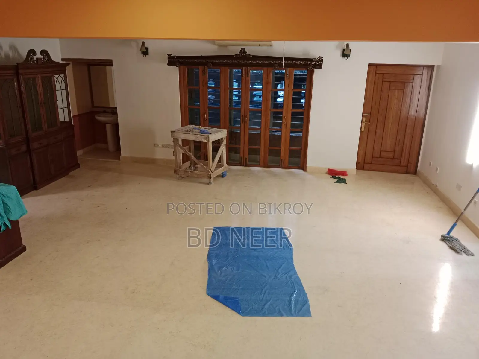 Duplex semi furnish 4 Bed room apt rent in banani North