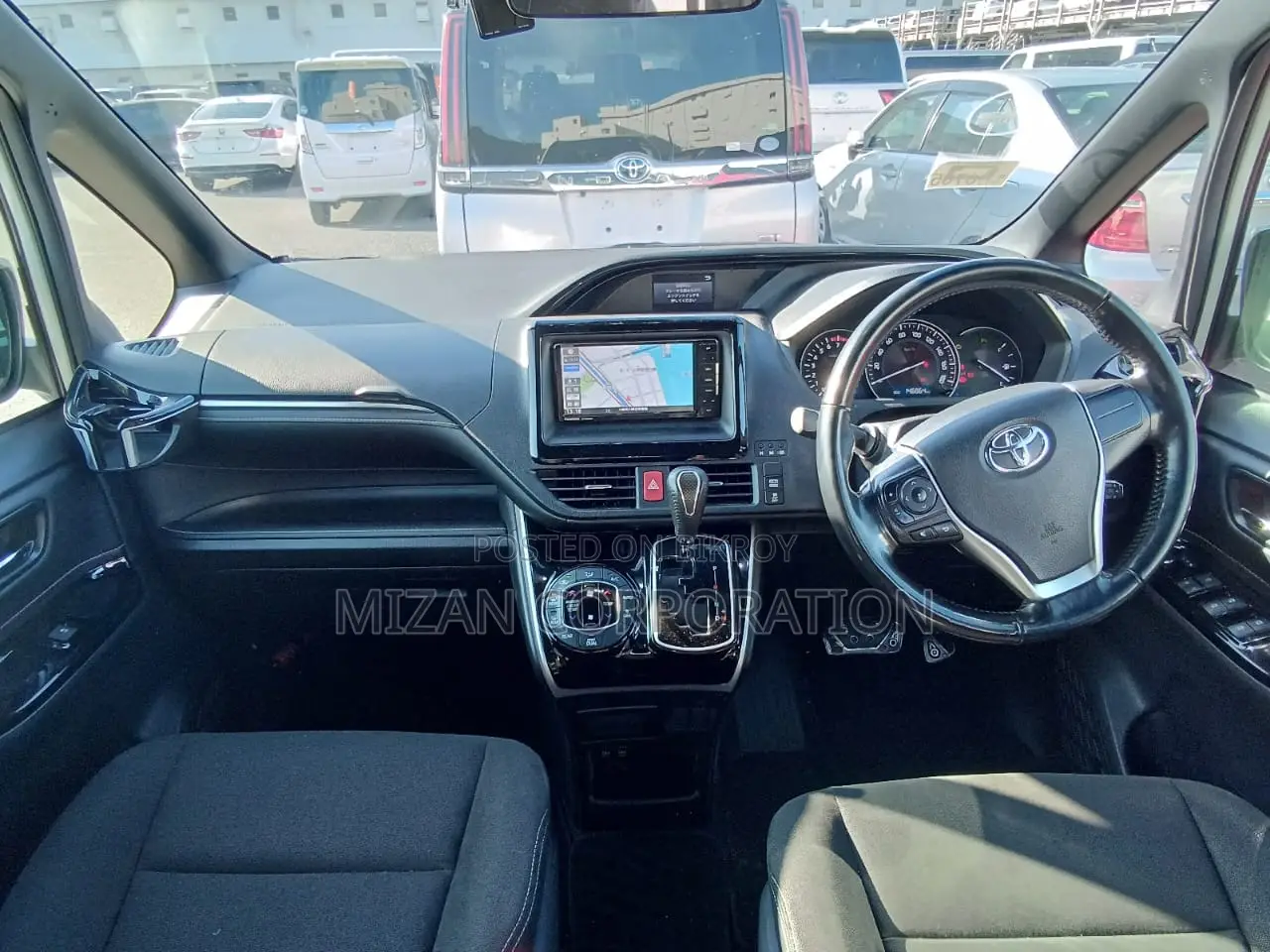 Toyota Esquire 2.0 AWD (8 Seater) 2020 Pearl