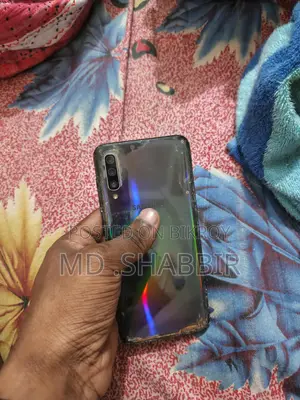 Samsung Galaxy A50 (Used)