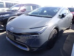 Toyota Prius U 2023