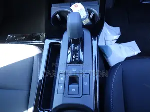 Toyota Prius U 2023