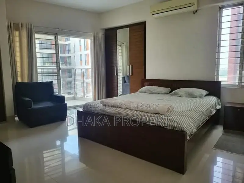 Luxurious Full-Furnished Apartment Rent in Gulshan