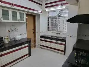 Luxurious Full-Furnished Apartment Rent in Gulshan