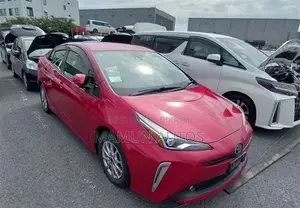 Toyota Prius S TOURING RED 2020