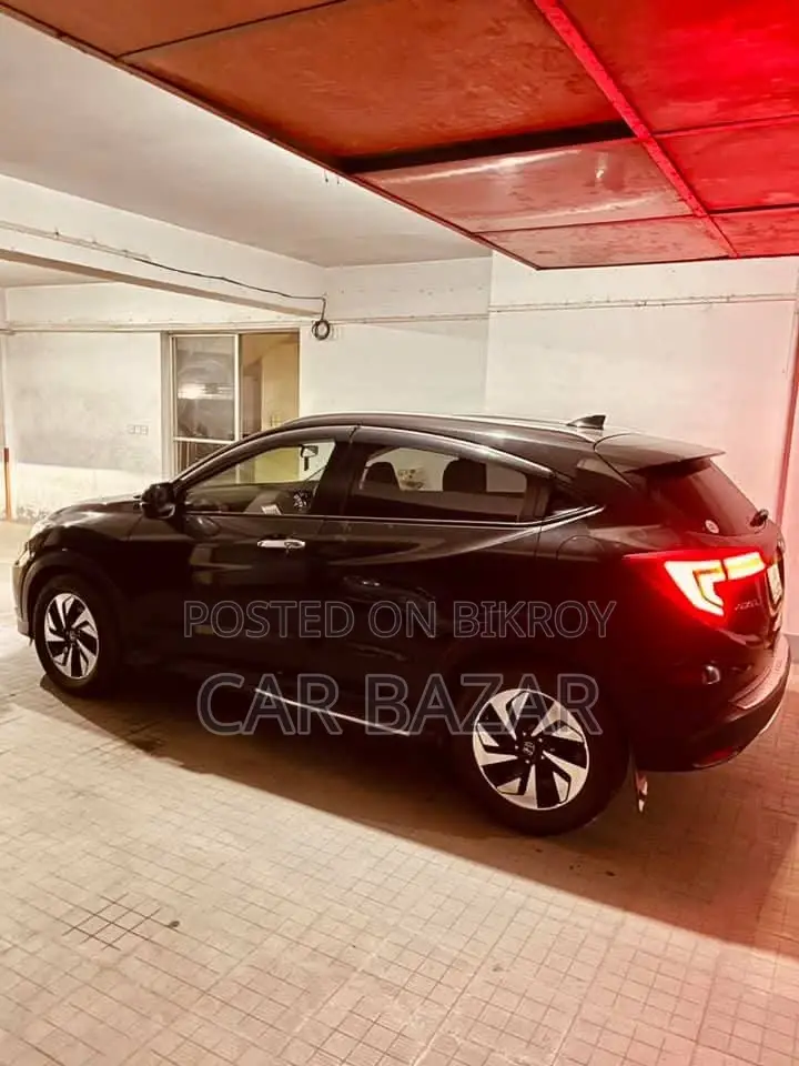 Honda Vezel OCTANE ONLY 1.5L 2015