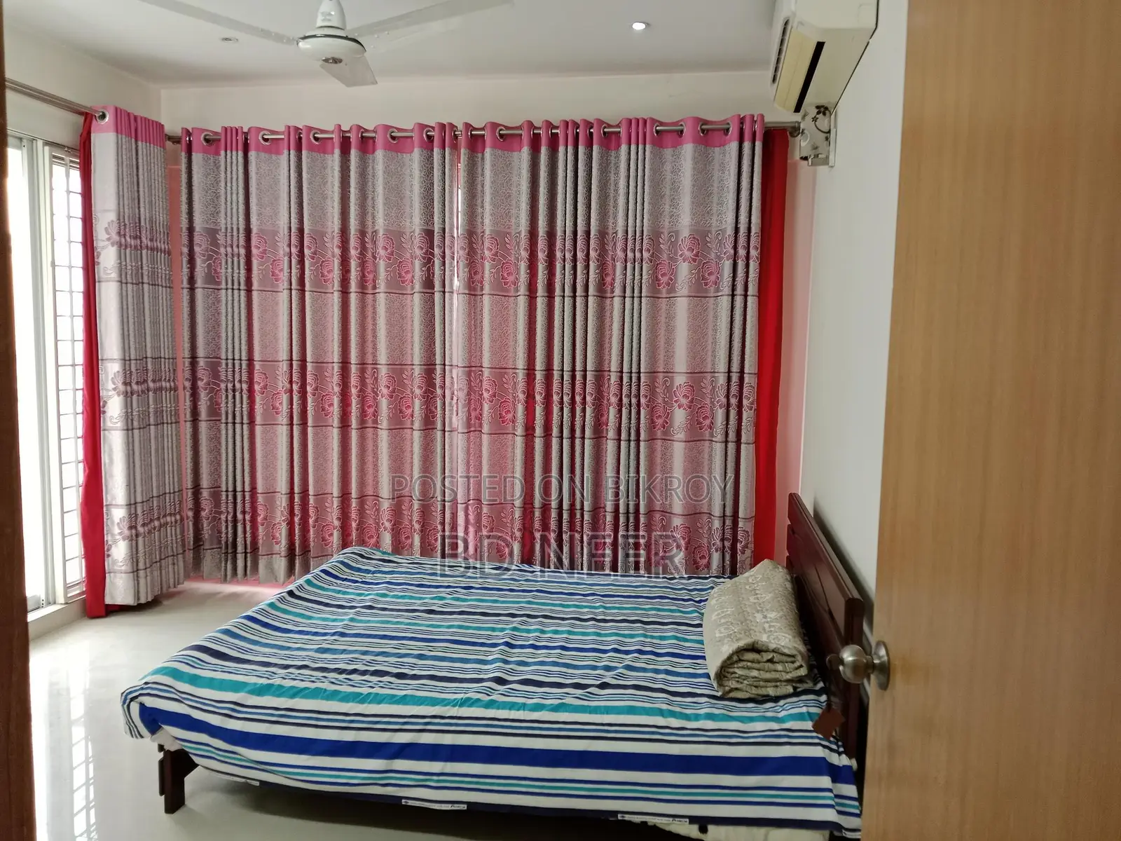 Excellent fully furnish 3 Bed room apt rent in Gulshan