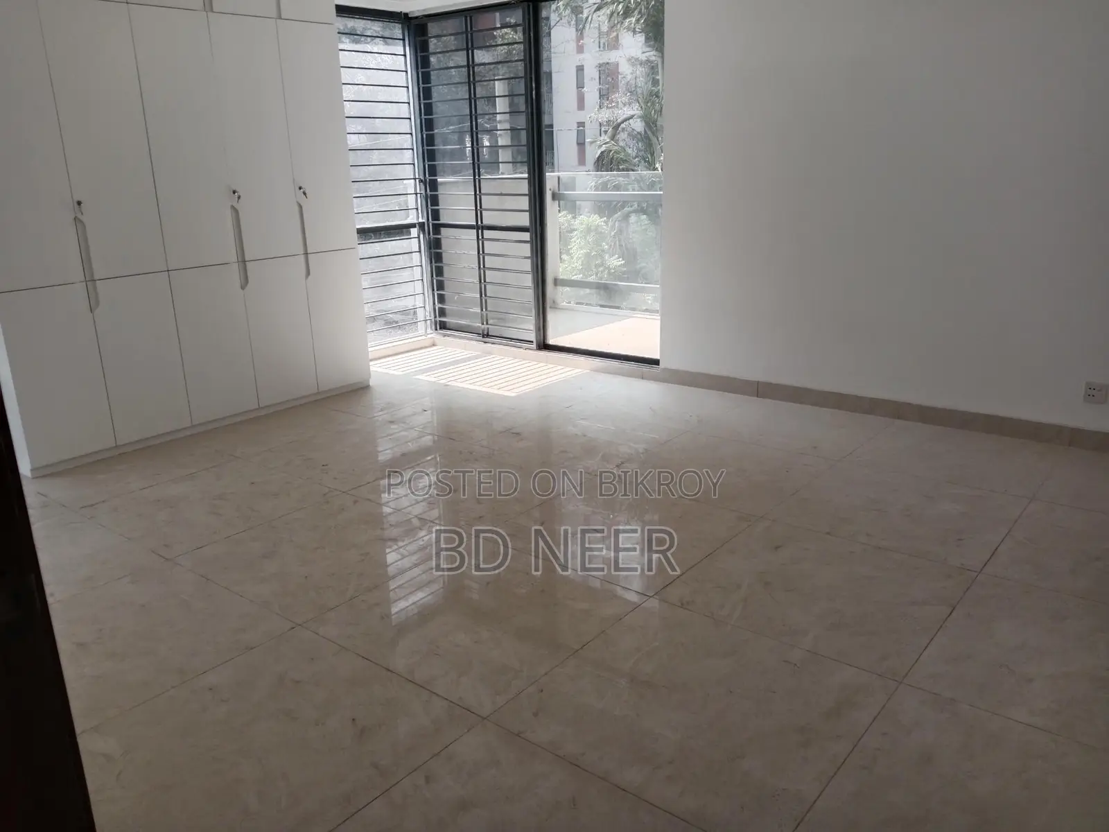 brand new gym &pool 3 Bed room apt available in banani North