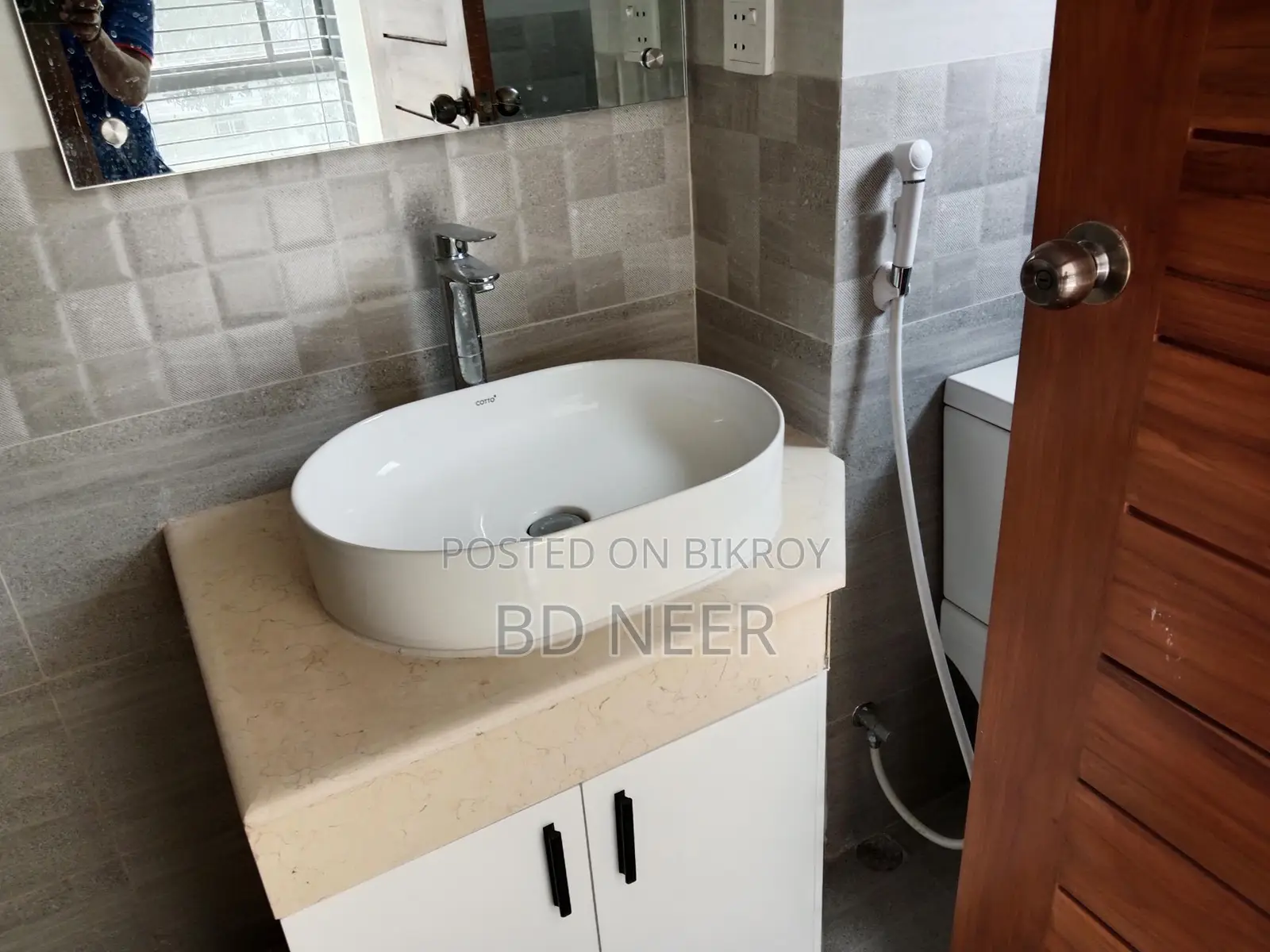 brand new gym &pool 3 Bed room apt available in banani North