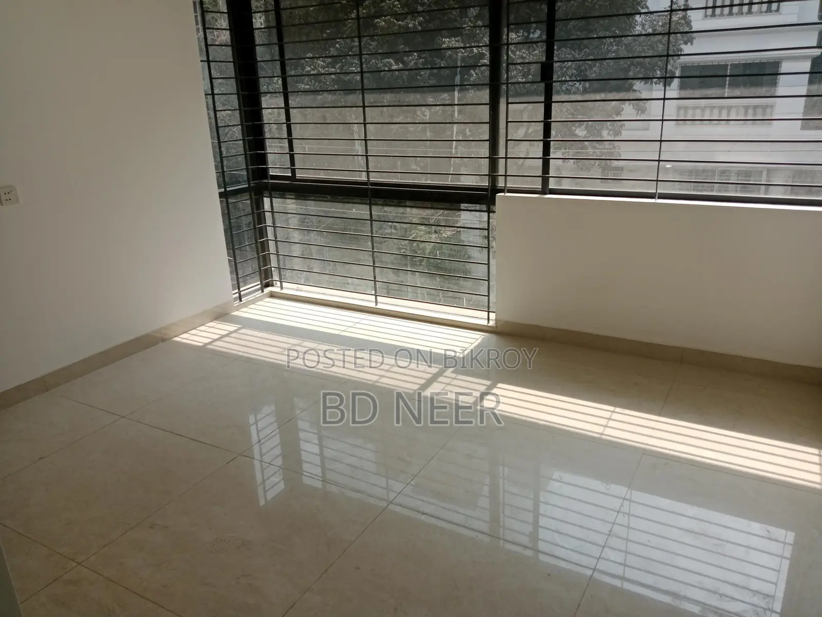 brand new gym &pool 3 Bed room apt available in banani North