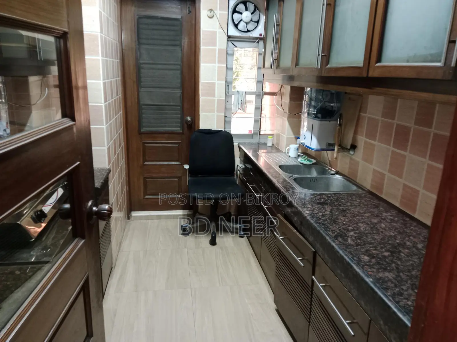 Exclusive semi furnished 3 Bedroom apartment rent in Gulshan 2