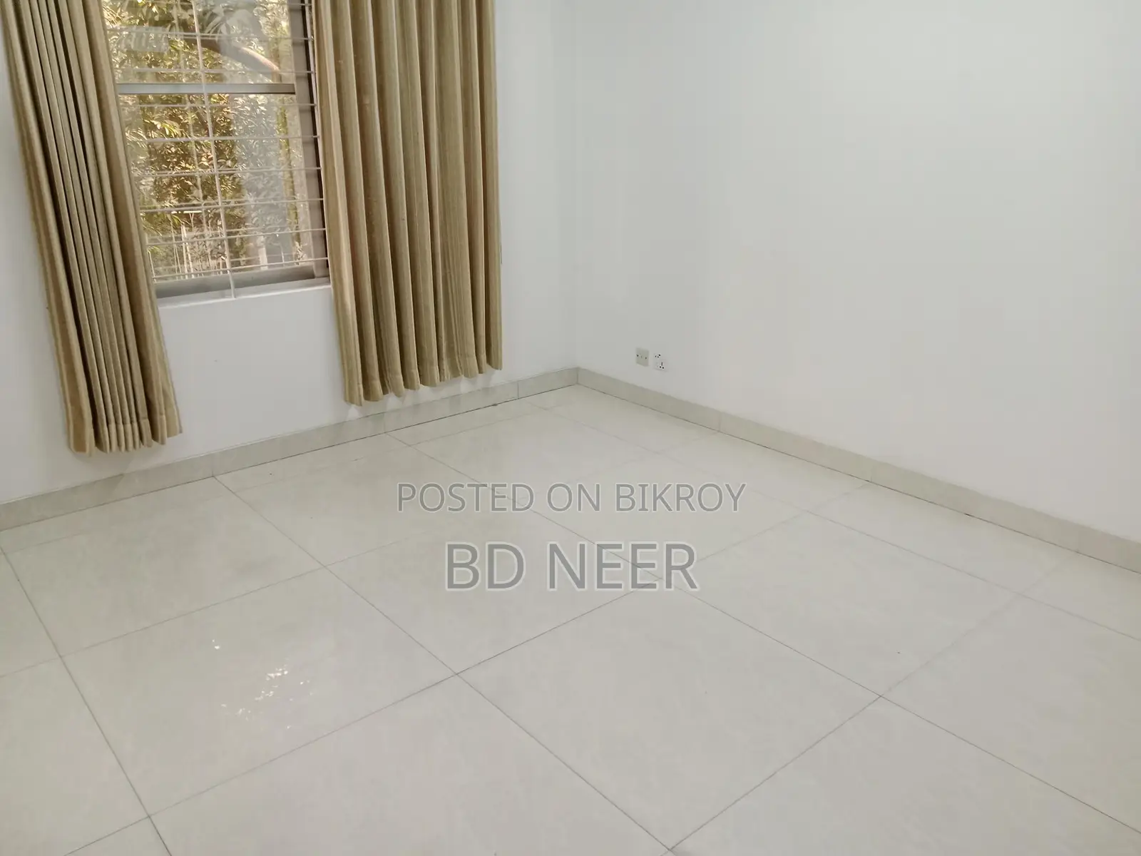 Exclusive semi furnished 3 Bedroom apartment rent in Gulshan 2