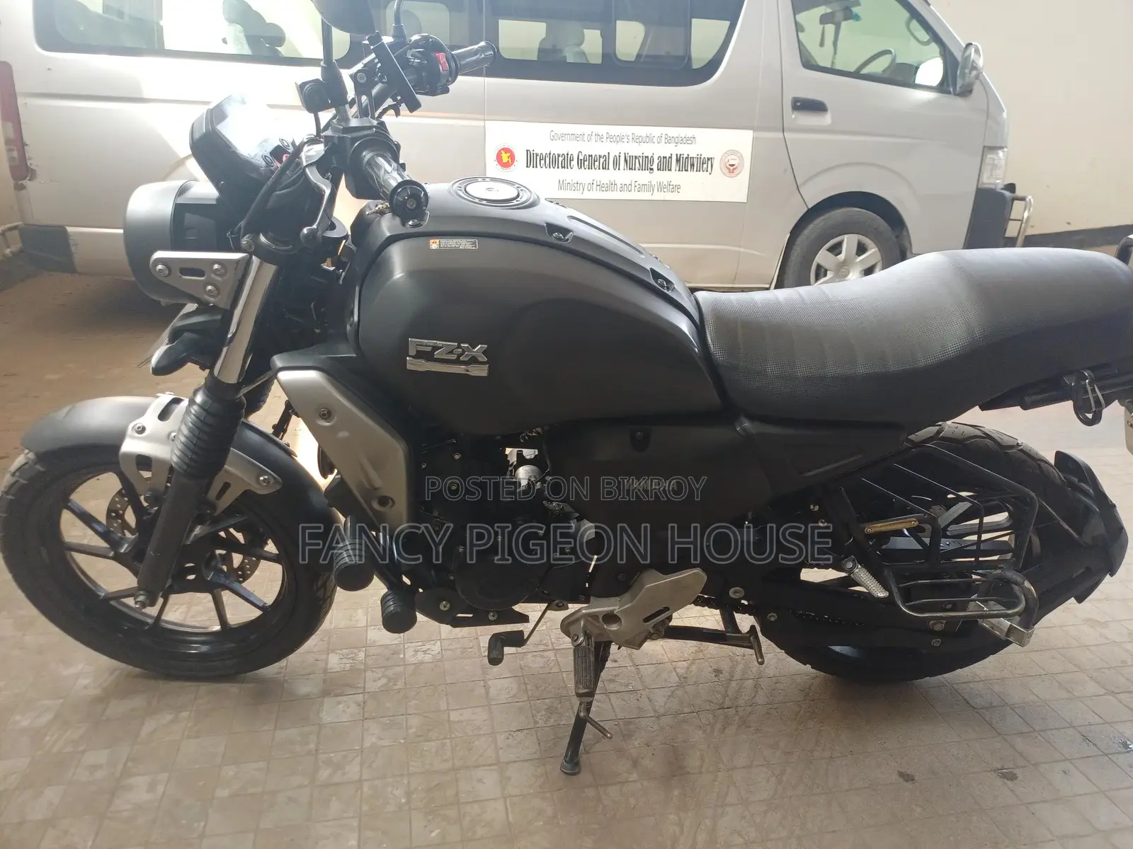 Yamaha FZ-X . 2024