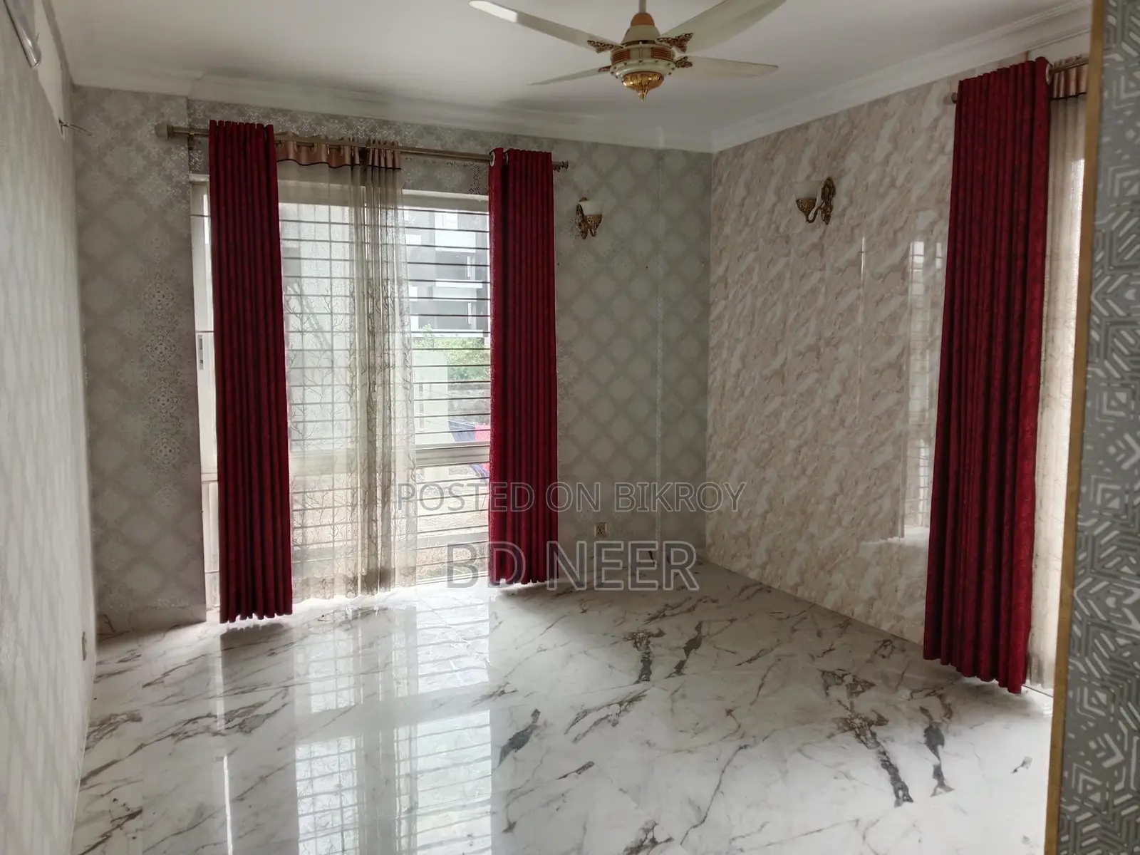 looking so pretty semi furnish 4 Bed room apt available in banani North
