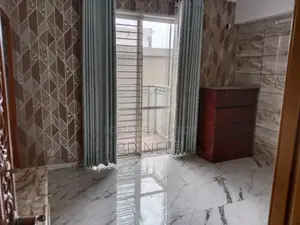 looking so pretty semi furnish 4 Bed room apt available in banani North