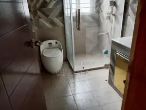 looking so pretty semi furnish 4 Bed room apt available in banani North