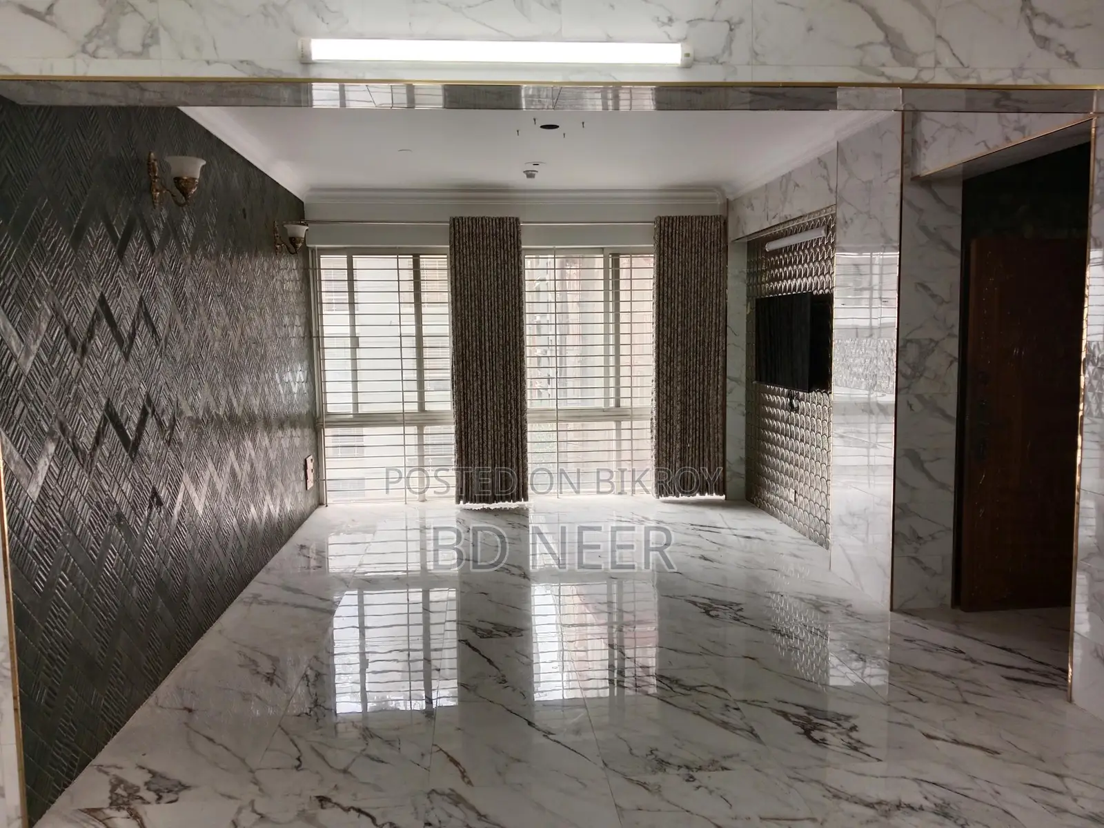 looking so pretty semi furnish 4 Bed room apt available in banani North