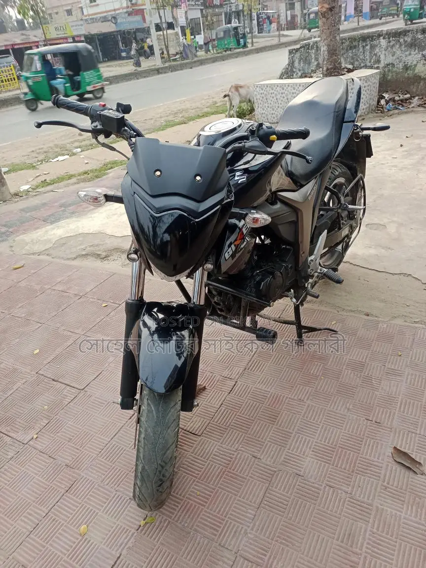 Suzuki Gixxer 2023