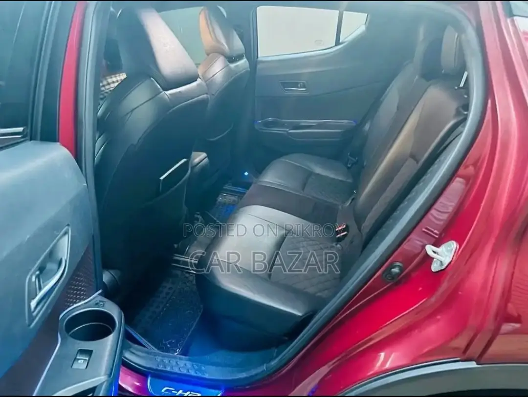 টয়োটা সি-এইচআর জি এলইডি মডেলিস্টা ২০১৭