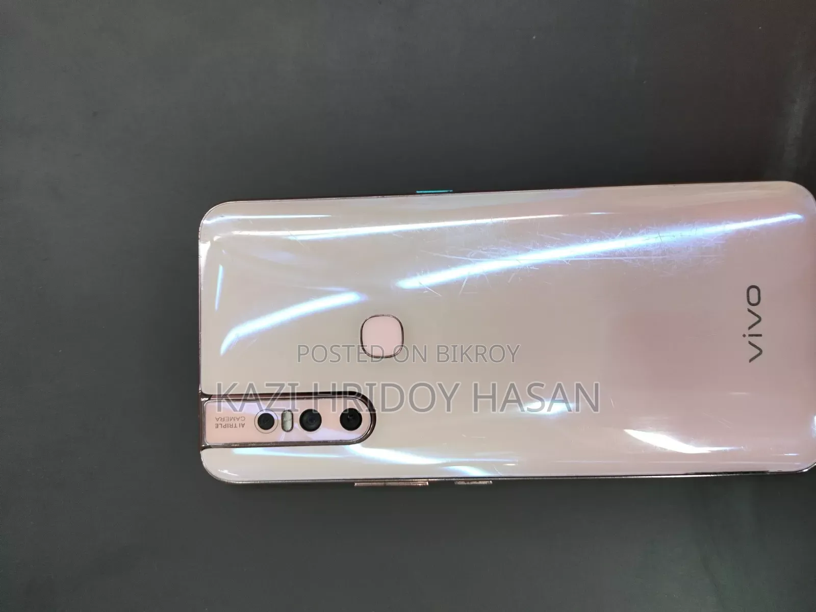 Vivo V15 256 GB Gold