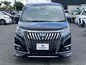 Toyota Esquire hybrid 2021