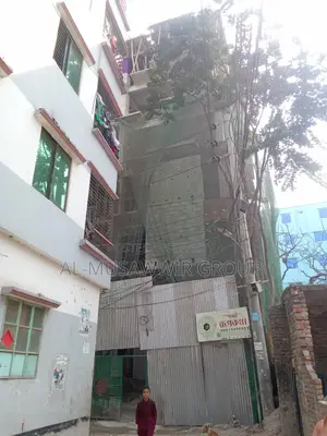 Modern Flat for Sale with Beautiful Design in a Prime Environment