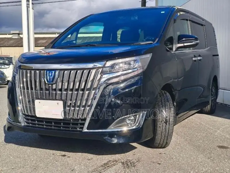 Toyota Esquire hybrid 2021