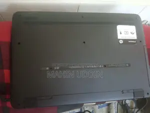 HP COREi5 7200U