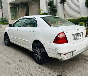 Toyota Corolla Sedan 2004 White