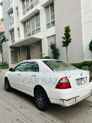 Toyota Corolla Sedan 2004 White