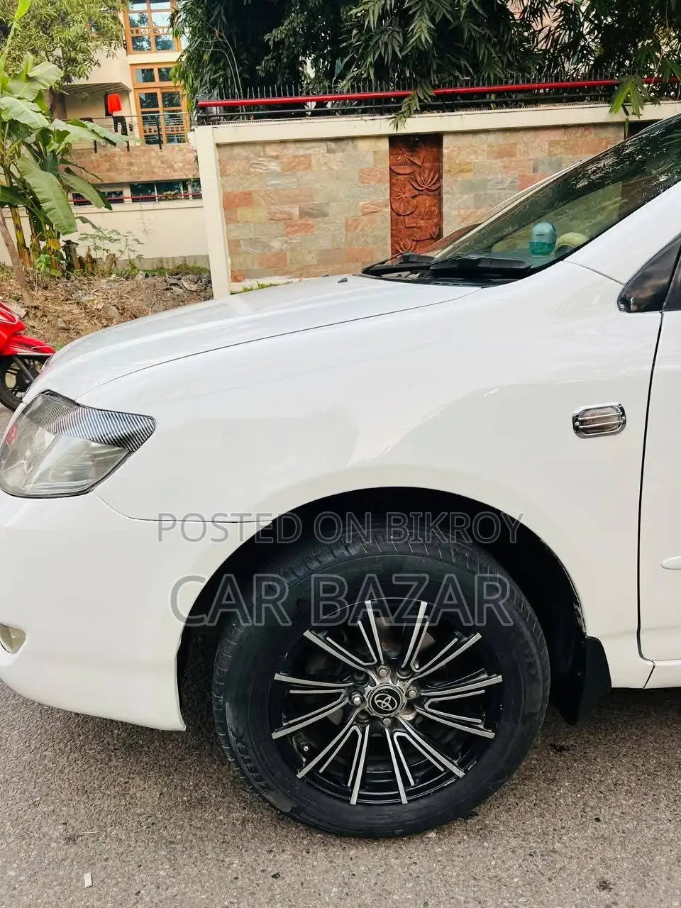 Toyota Corolla Sedan 2004 White