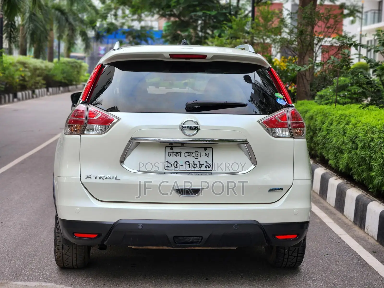 Nissan X-Trail 7 Seat Octane Drive 2014
