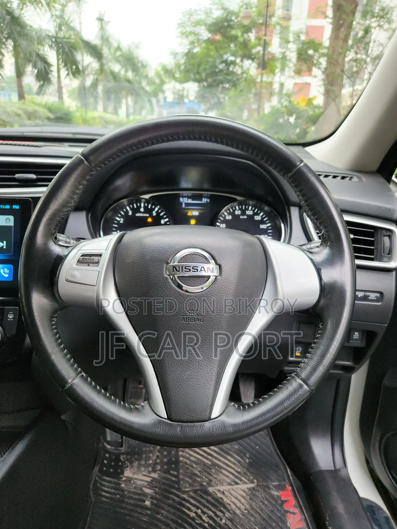 Nissan X-Trail 7 Seat Octane Drive 2014