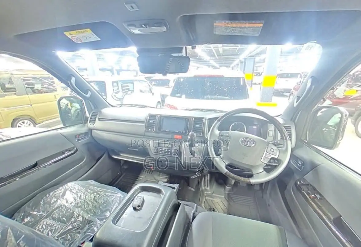 Toyota Hiace SGL Dark Prime II 2021