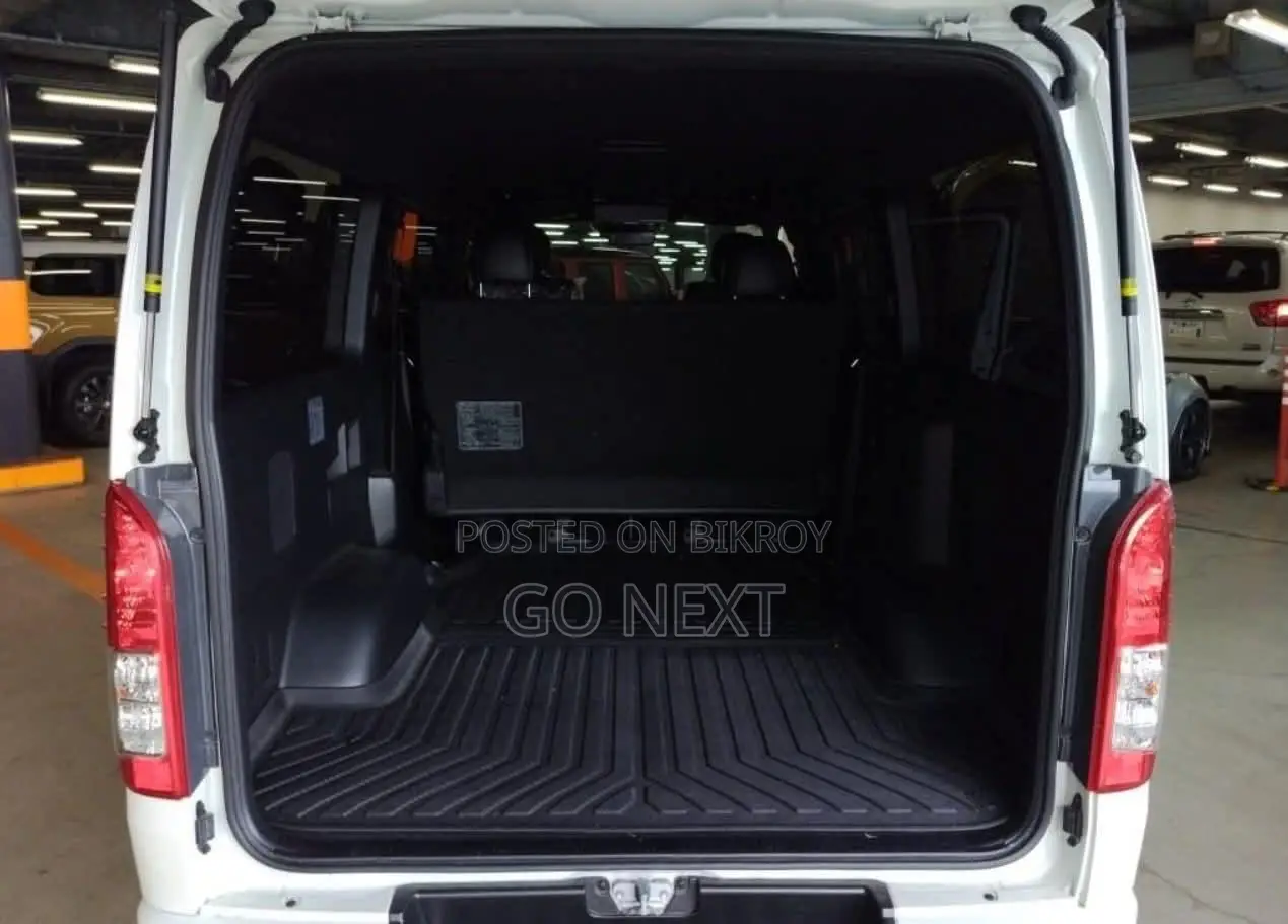 Toyota Hiace SGL Dark Prime II 2021