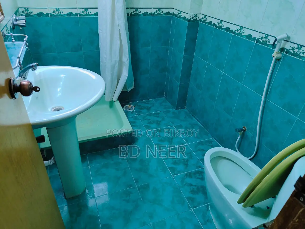 Short or long term fully furnished apartment available in Gulshan