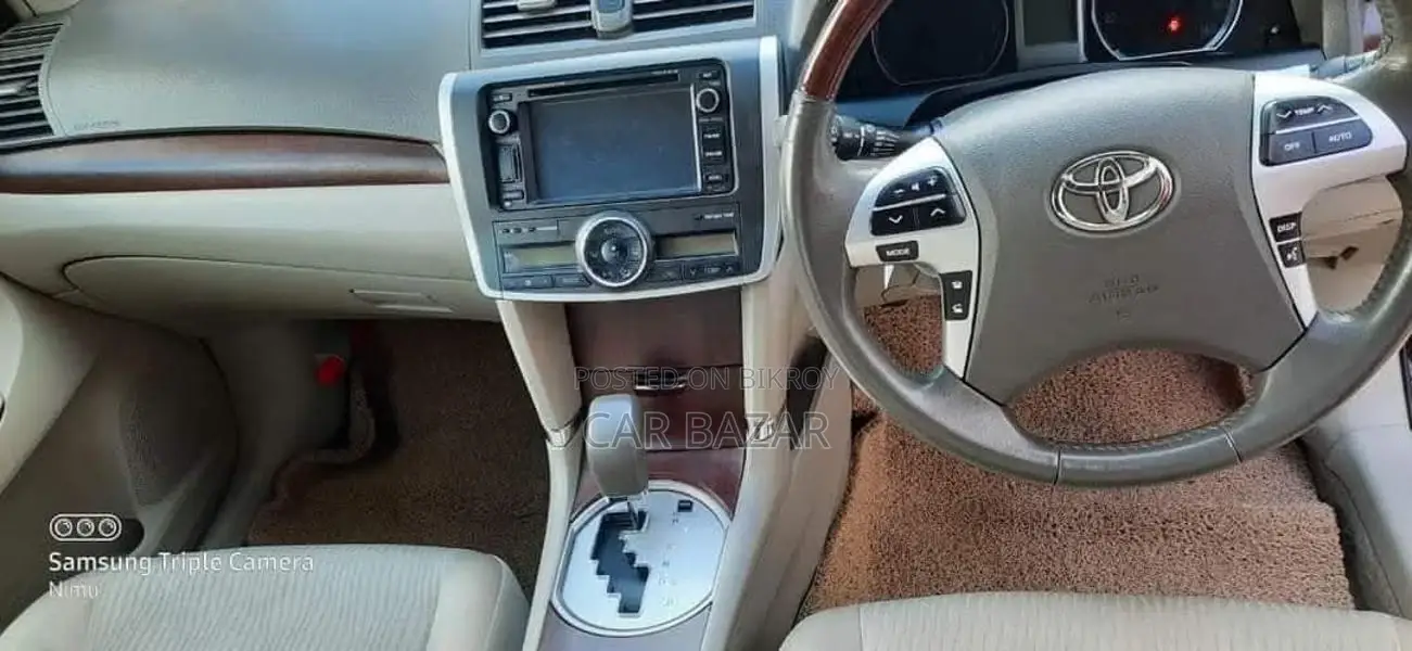 Toyota Premio G SUPERIOR PKG 2011